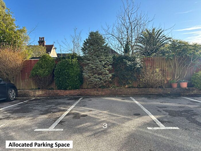2 Bedroom Flat For Sale In Eugene Road, Preston, Paignton, TQ3