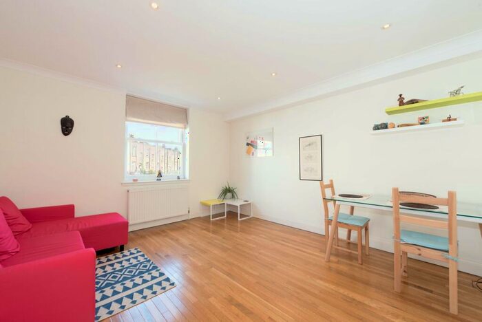 2 Bedroom Apartment To Rent In Haverstock Hill, London, NW3