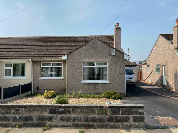 2 Bedroom Bungalow For Sale In Altham Road, Westgate, Morecambe, LA4