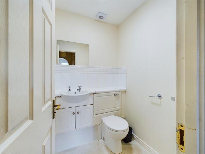 3 Bedroom Flat To Rent In Roseburn Maltings, Roseburn, Edinburgh, EH12