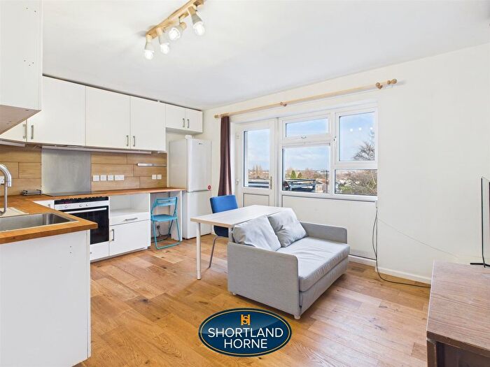 1 Bedroom Flat To Rent In Charter Avenue, Canley, Coventry, CV4