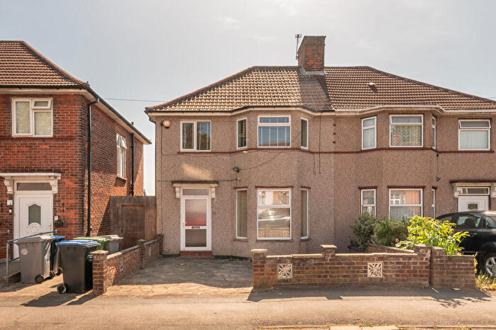 4 Bedroom End Of Terrace House For Sale In Wyld Way, Wembley, HA9