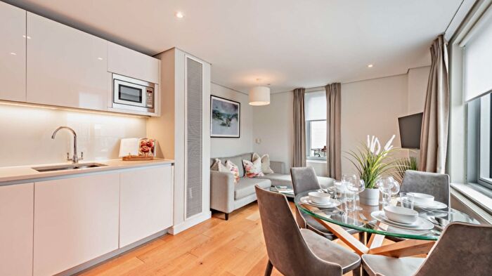 3 Bedroom Flat To Rent In Merchant Square East, London, W2