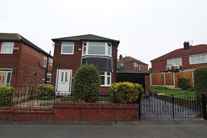 3 Bedroom Detached House To Rent In Peebles Drive, Manchester, M40