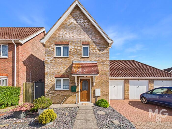3 Bedroom Detached House For Sale In Meadow Way, Barrow, Bury St. Edmunds, IP29