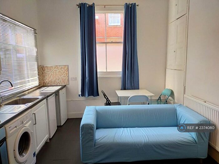 3 Bedroom End Of Terrace House To Rent In Newtown Street, Leicester, LE1