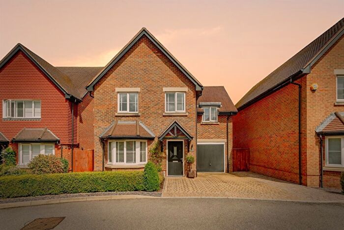 4 Bedroom Detached House For Sale In Wychwood Place, Crawley Down, Crawley, RH10