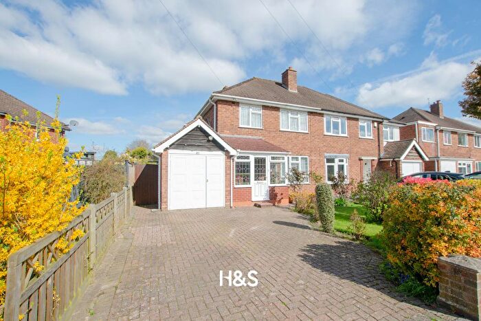 3 Bedroom Semi Detached House For Sale In Fabian Crescent, Shirley, Solihull, B90