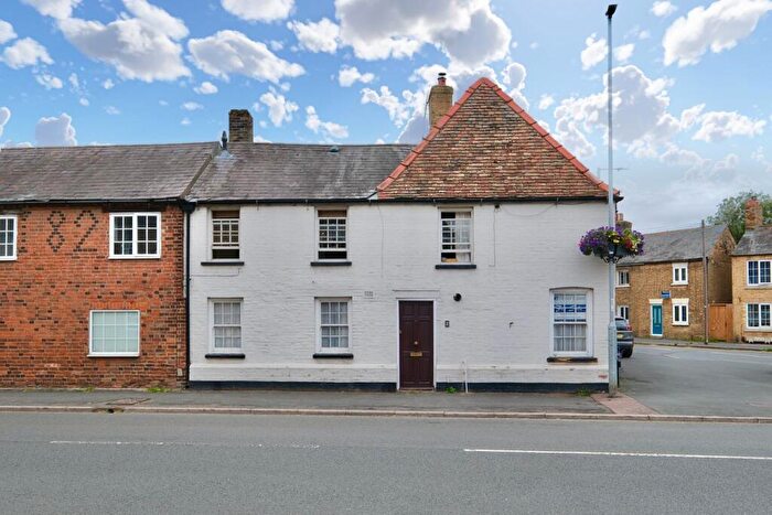 2 Bedroom Apartment For Sale In West Street, Godmanchester, Huntingdon, PE29