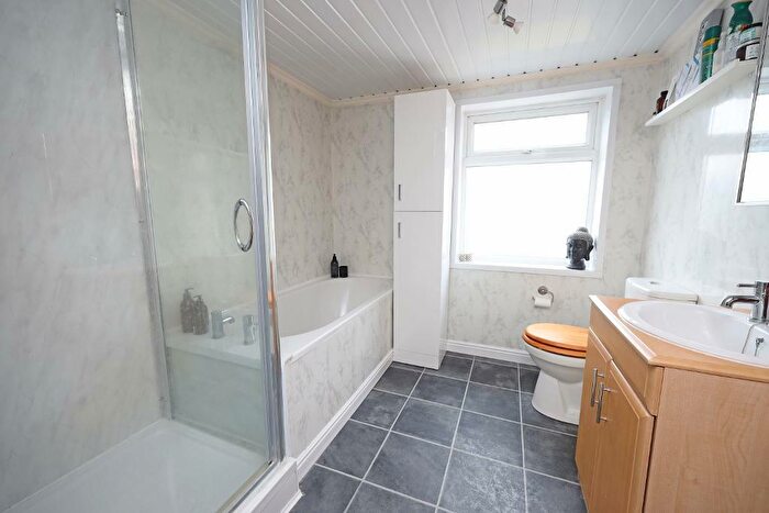 2 Bedroom Character Property For Sale In Oulton Road, Stone, Staffordshire, ST15