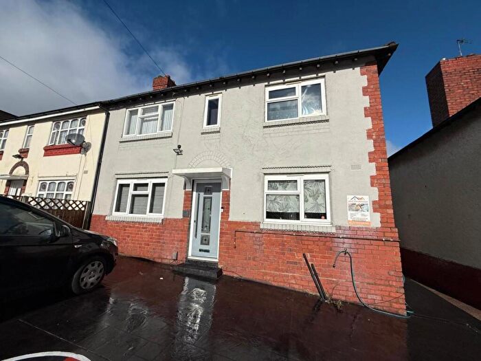 3 Bedroom House To Rent In Bristnall Hall Lane, Oldbury, B68