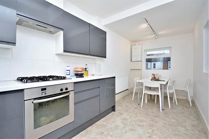 1 Bedroom Terraced House To Rent In Buller Road, Brighton, East Sussex, BN2