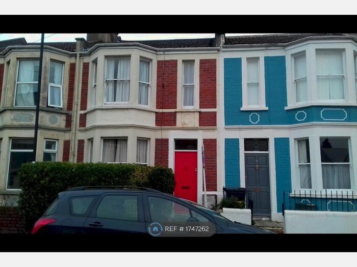 2 Bedroom Terraced House To Rent In St Werburghs Road, Bristol, BS2