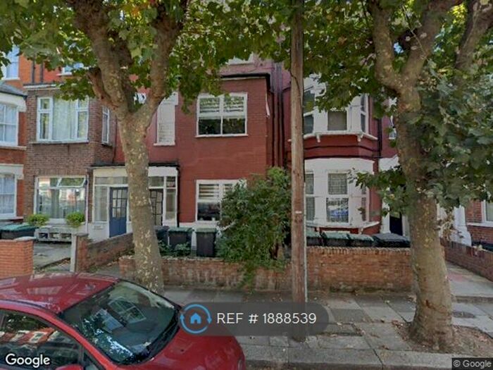 2 Bedroom Flat To Rent In Carlingford Road, Turnpike Lane, N15