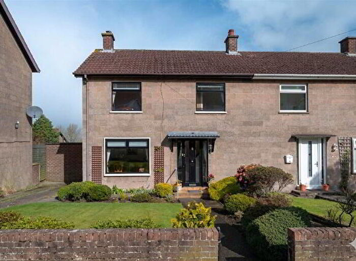 3 Bedroom Semi-Detached House For Sale In Lower Braniel Road, Belfast, BT5