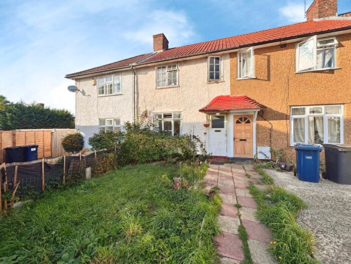 2 Bedroom House For Sale In Edrick Walk, Edgware, HA8