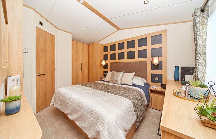 2 Bedroom Caravan For Sale In Castle Douglas, Dumfries And Galloway, DG7