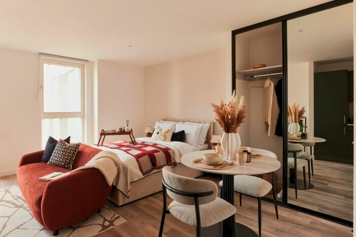 Studio To Rent In Heyrod Street, Manchester, Greater Manchester, M1