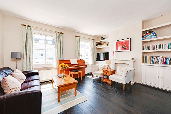 2 Bedroom Flat To Rent In Chesson Road, West Kensington, W14