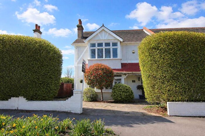 5 Bedroom Semi Detached House For Sale In Beeches Avenue, Carshalton Beeches, SM5