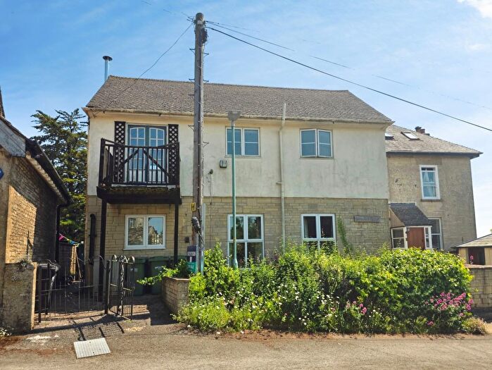 1 Bedroom Flat For Sale In The Barrow, Nympsfield, Stonehouse, GL10