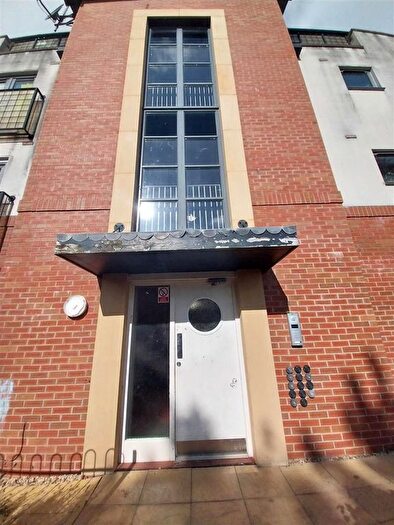 2 Bedroom Flat To Rent In Severn Road, Stourport-On-Severn, DY13