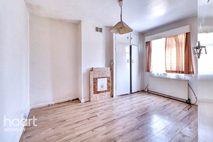 3 Bedroom Terraced House For Sale In Wembley, HA9