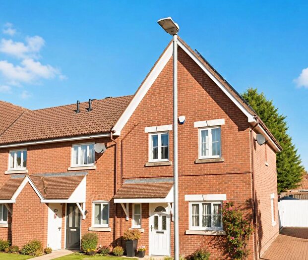 3 Bedroom House To Rent In Anatase Close, ME10