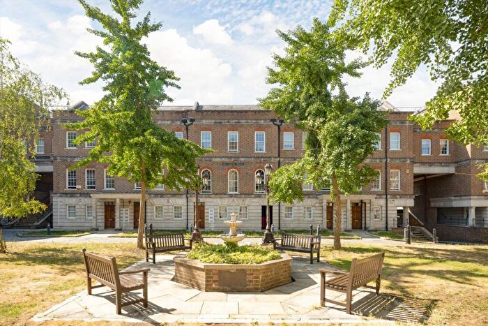 1 Bedroom Flat To Rent In Jewel Square, Wapping, E1W