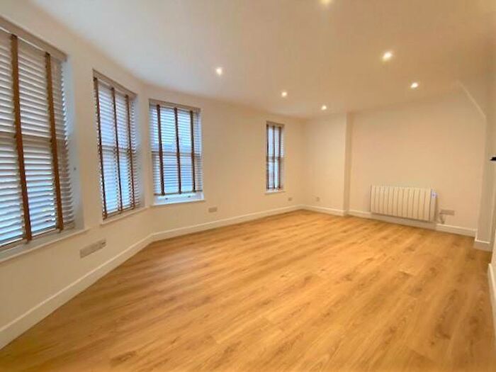 2 Bedroom Apartment To Rent In The Croft, Stamford, PE9