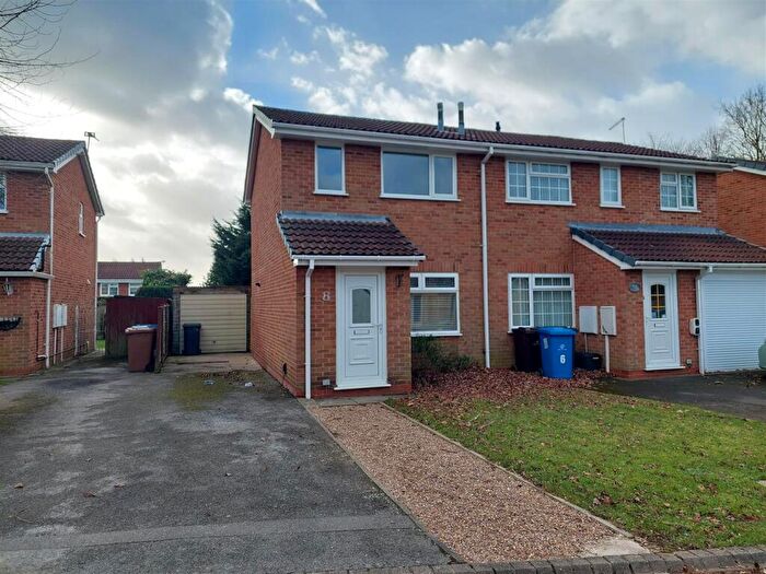 2 Bedroom Semi-Detached House To Rent In Russet Close, Oakwood, Derby, DE21