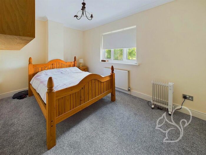 2 Bedroom Cottage For Sale In Cross Street, Sudbury, CO10