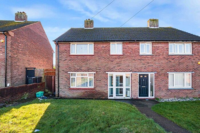 3 Bedroom Semi Detached House For Sale In Repton Road, Orpington, BR6