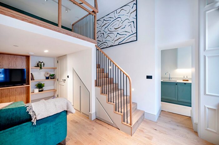 1 Bedroom Flat To Rent In Nevern Square, London, SW5