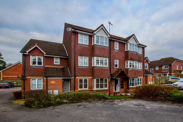 1 Bedroom Maisonette To Rent In Bolton Road, Maidenbower, RH10