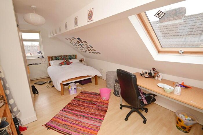 8 Bedroom Terraced House To Rent In Talbot Road, Fallowfield, Manchester, M14