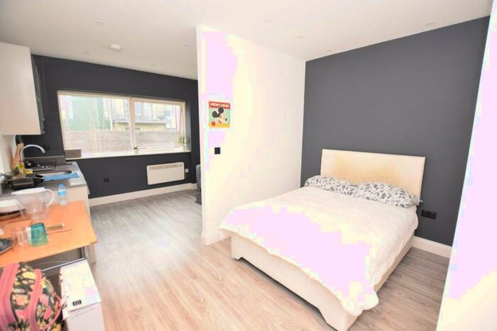 Flat To Rent In Colindale Avenue, Colindale, London, NW9