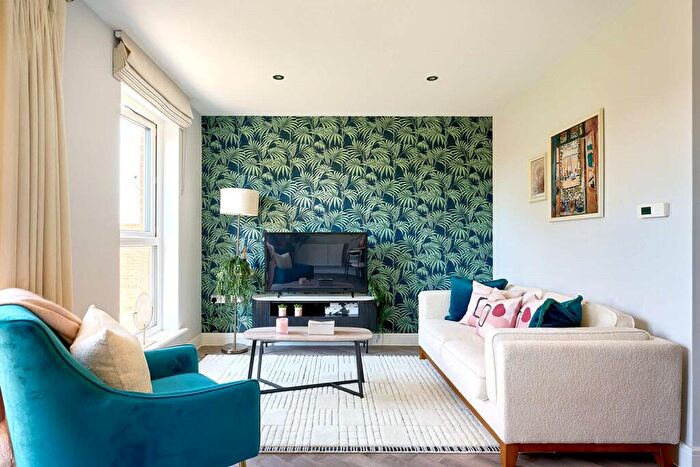 3 Bedroom Terraced House For Sale In Thorpe Close, Bordon, Hampshire, GU35