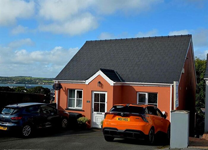 5 Bedroom Detached House For Sale In Milton Terrace, Pembroke Dock, SA72