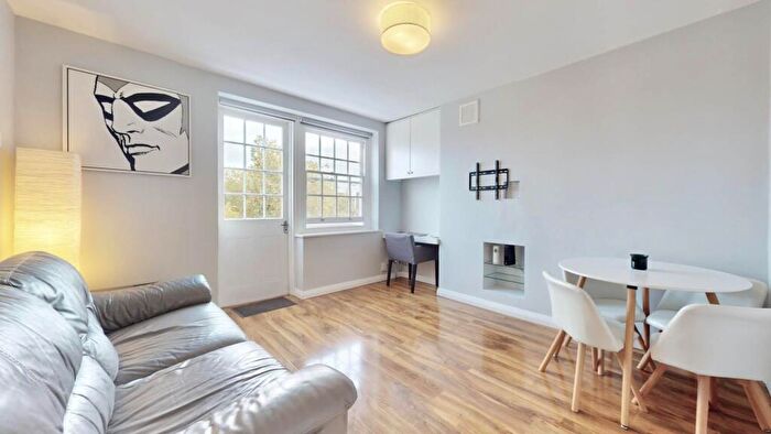 1 Bedroom Apartment To Rent In Hazellville Road, Archway, N19
