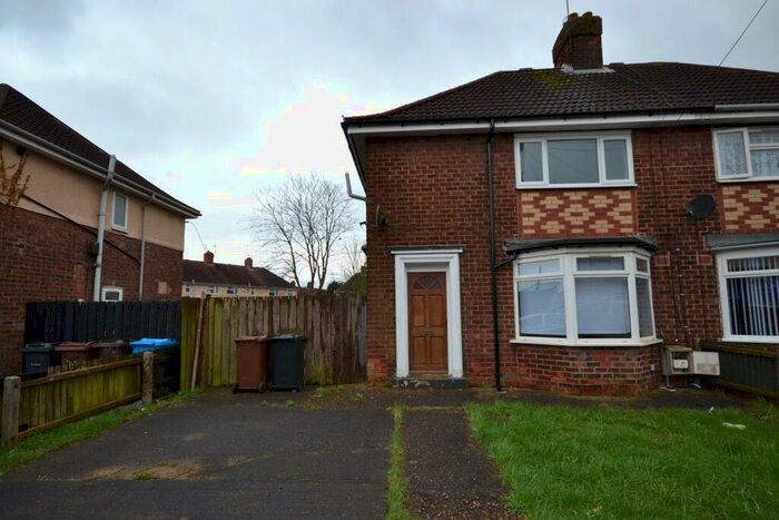 3 Bedroom Terraced House To Rent In Th Avenue, Hull, HU6