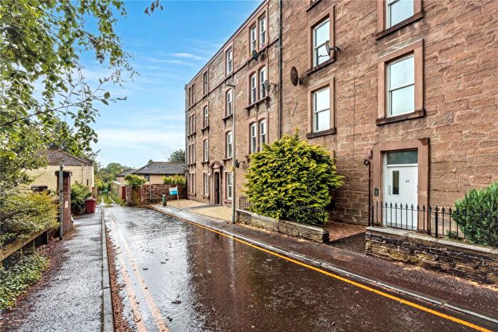 2 Bedroom Flat For Sale In Union Place, Dundee, Angus, DD2