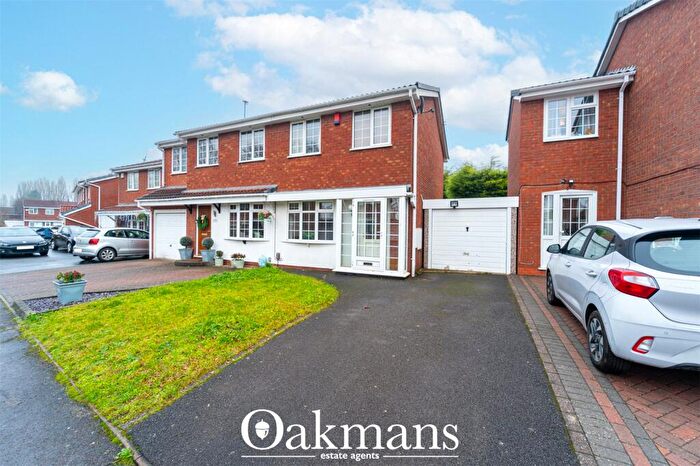 2 Bedroom House To Rent In Sparrey Drive, Birmingham, West Midlands, B30