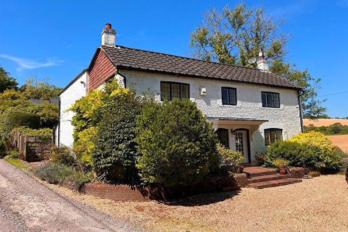 4 Bedroom Detached House For Sale In Houghton, Arundel, West Sussex, BN18