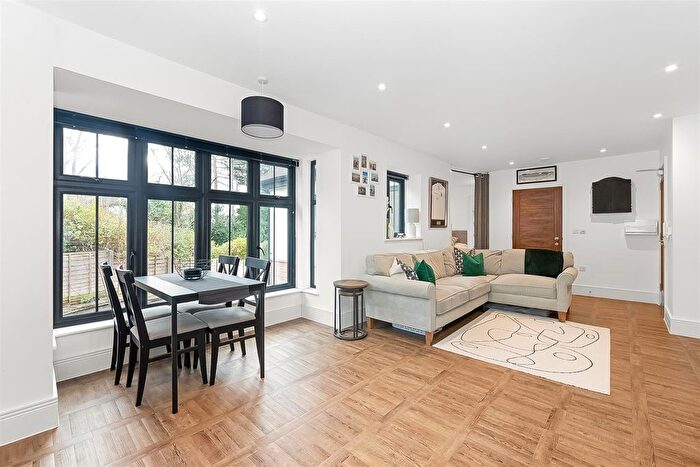 Studio For Sale In Downs Court Road, Purley, CR8