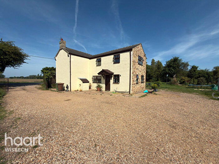 3 Bedroom Detached Bungalow For Sale In Redmoor Bank, Elm, PE14