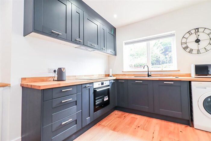 3 Bedroom Terraced House For Sale In Haigh Lane, Haigh, Barnsley, S75