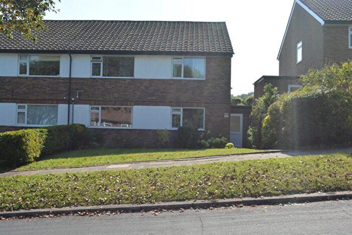 2 Bedroom Maisonette To Rent In Nork Way, Banstead, Surrey, SM7