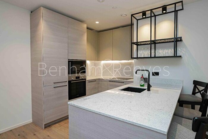 1 Bedroom Apartment To Rent In Hawser Lane, Poplar Riverside, E14