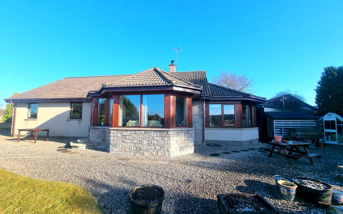 3 Bedroom Detached House For Sale In Tigh Sithe, Nethy Bridge, PH25